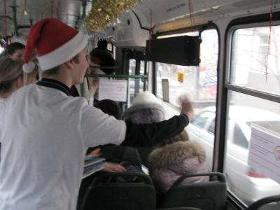 По Рязани промчался самый новогодний троллейбус